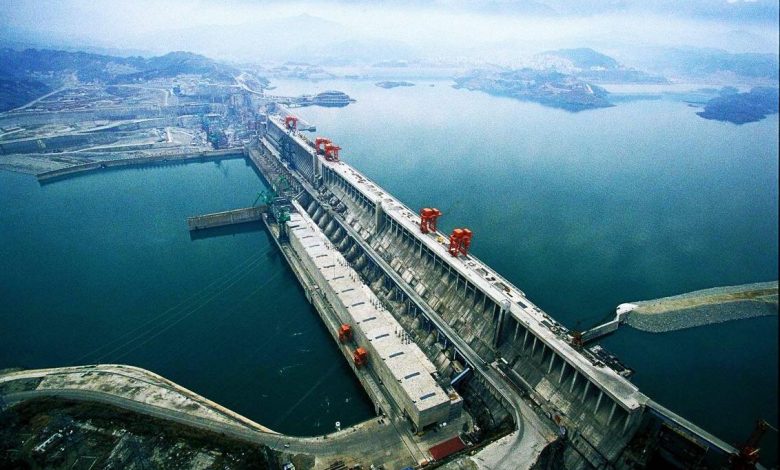 Dünyanın En Büyük Barajı