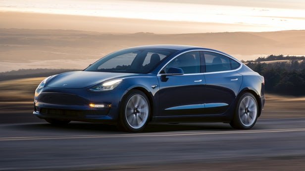 Elektrikli Arabalar Tesla Model 3